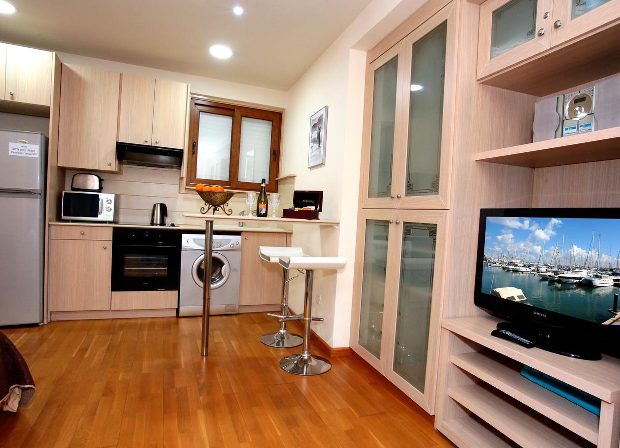 Ithaki Phinikoudes Apartment 307 Larnaca Esterno foto